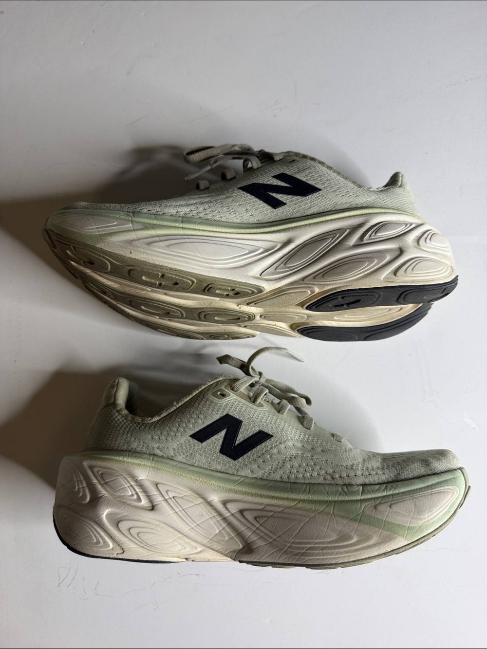New Balance Fresh Foam X More v5 Size 8